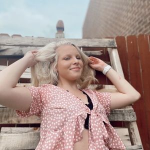 Meet your Posher, Erika